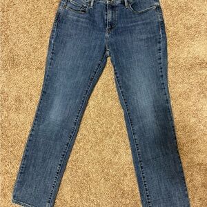 Levi's Women's Straight Leg Blue Jeans